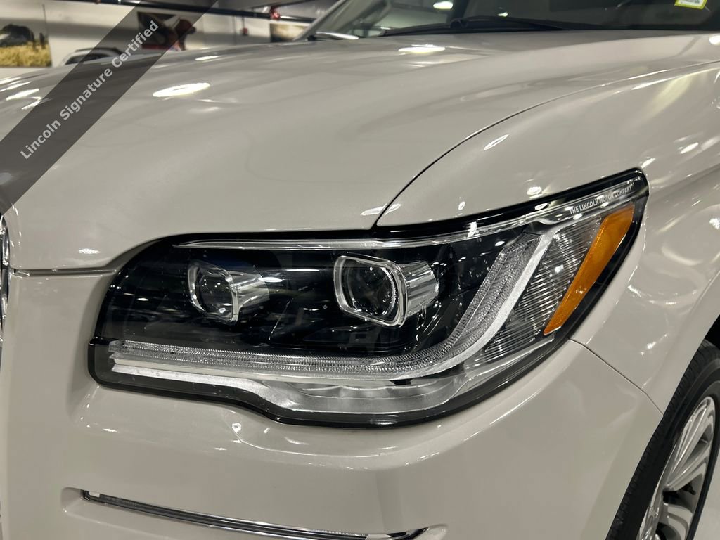 Used 2023 Lincoln Navigator L Reserve image 7