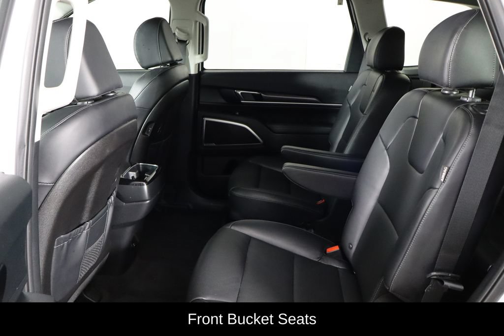 Used 2025 Kia Telluride S FWD image 16