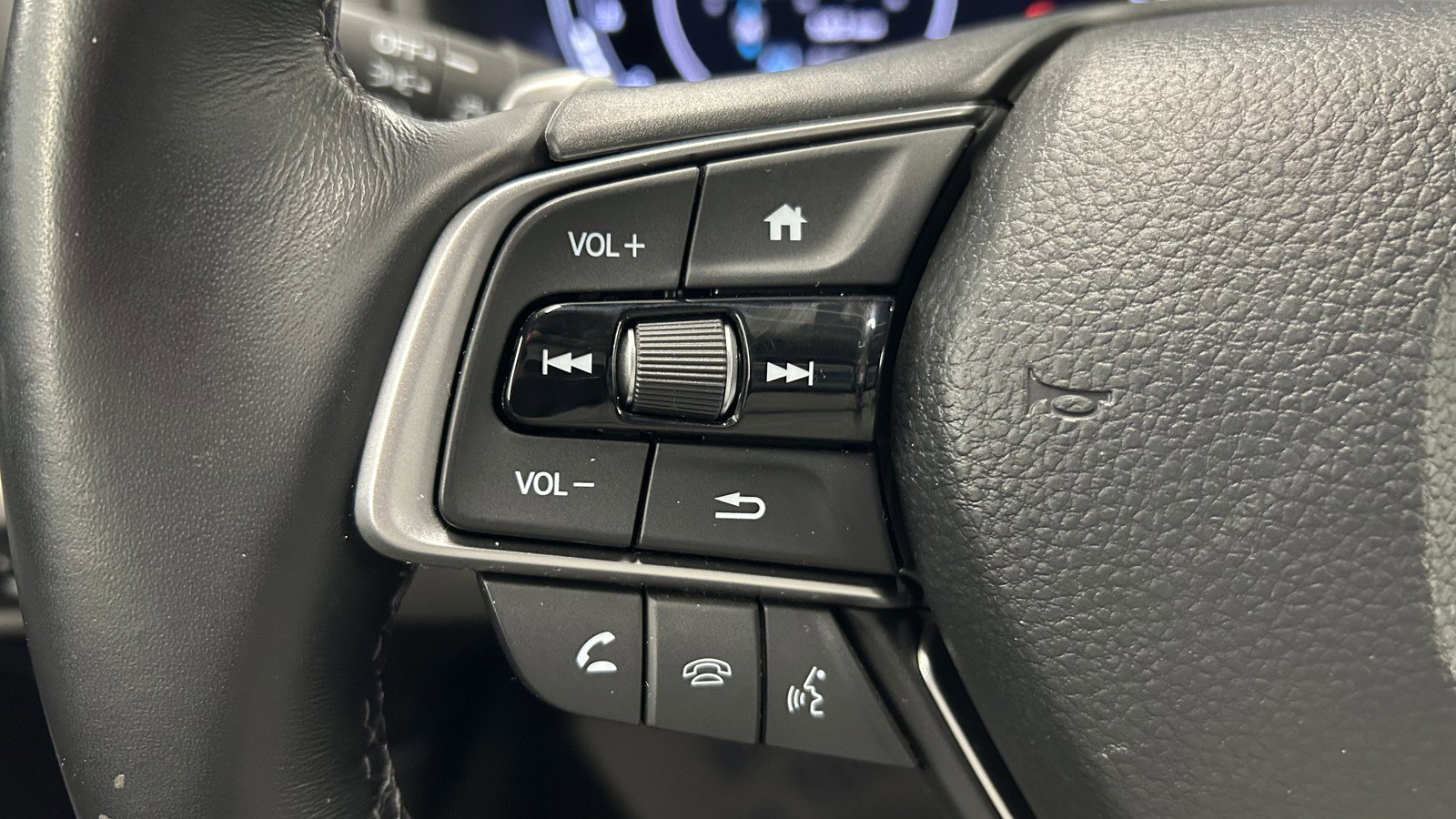 Used 2020 Honda Accord Touring image 23