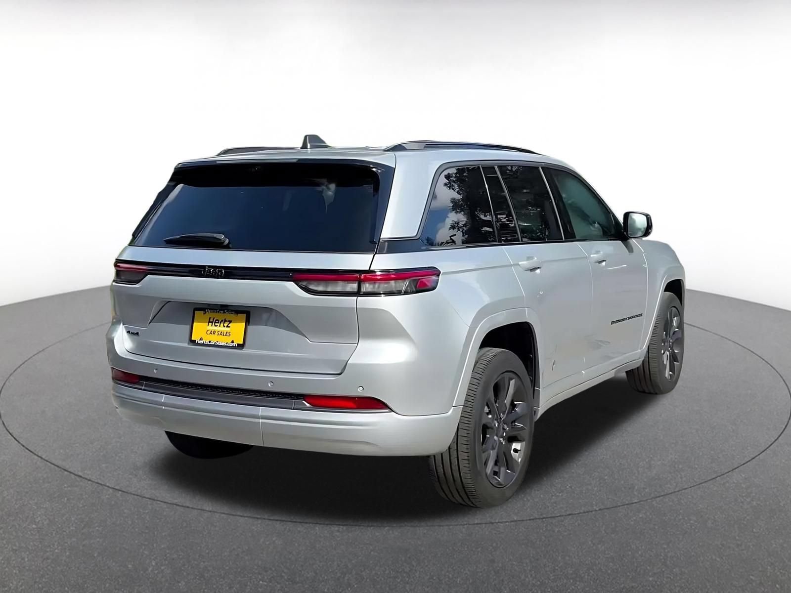 Used 2026 Jeep Grand Cherokee Limited AWD/4WD image 14