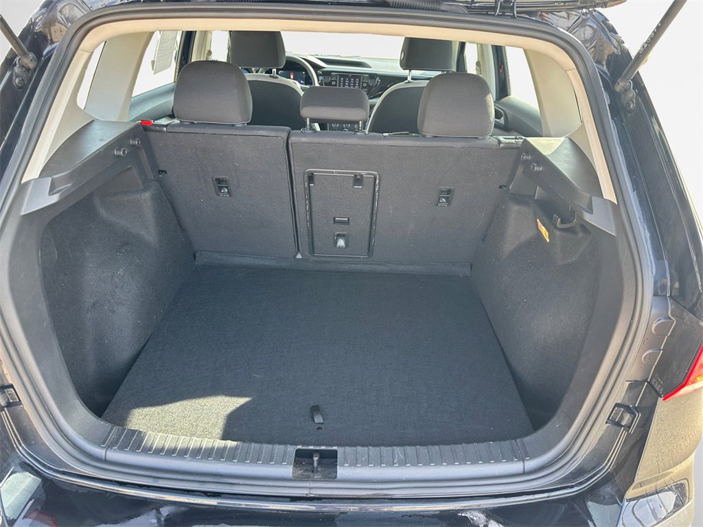 Used 2022 Volkswagen Taos S image 25