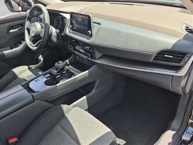 Used 2023 Nissan Rogue SV FWD image 21