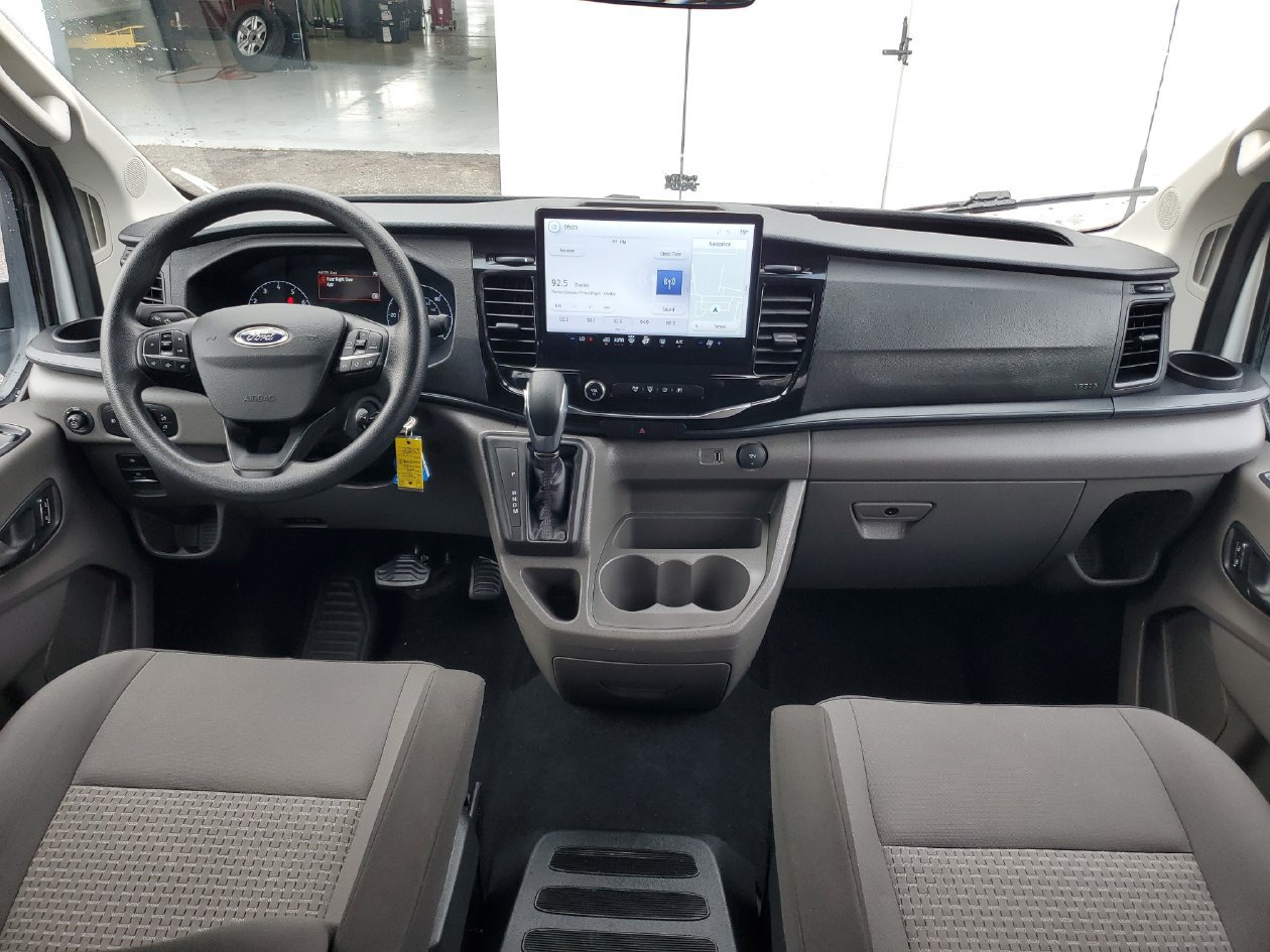 Used 2025 Ford Transit 350 XLT RWD image 12