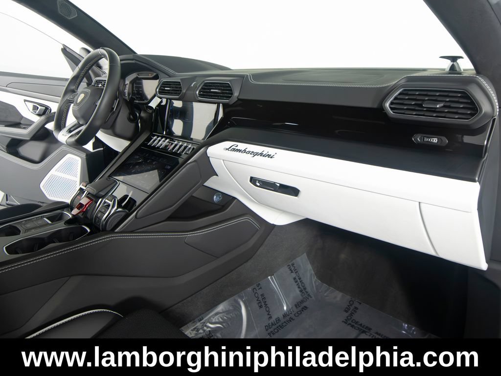 Used 2023 Lamborghini Urus S AWD/4WD image 34