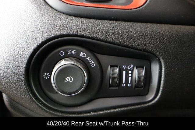 Used 2018 Jeep Renegade Trailhawk w/ Safety & Security Group AWD/4WD image 22