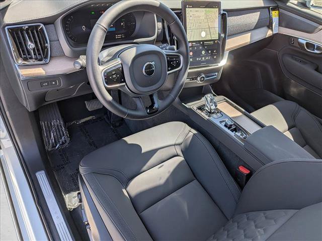New 2026 Volvo XC90 T8 Plus w/ Protection Package AWD/4WD video 3