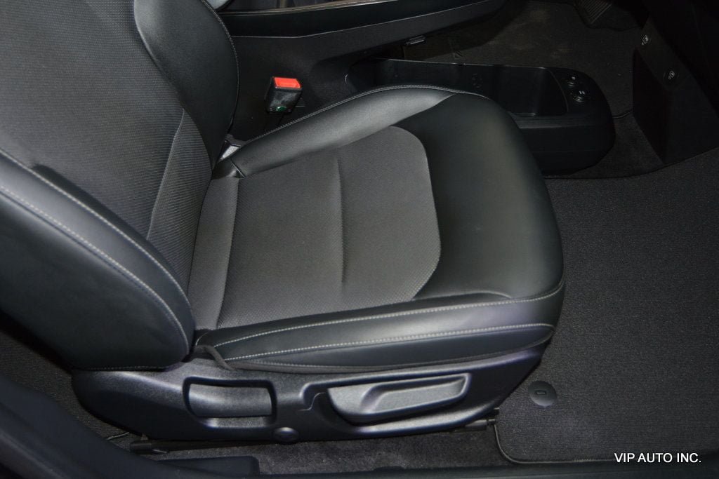Used 2022 Kia EV6 Light RWD image 21