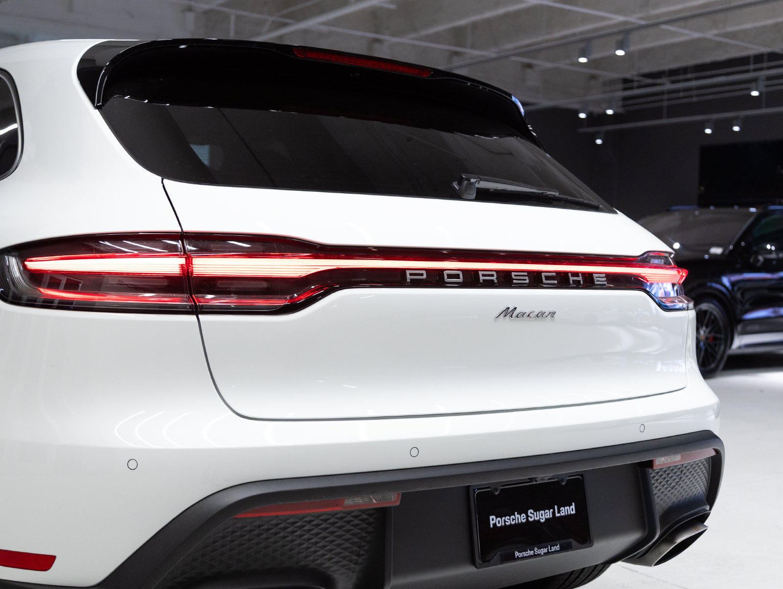 New 2026 Porsche Macan AWD/4WD image 31