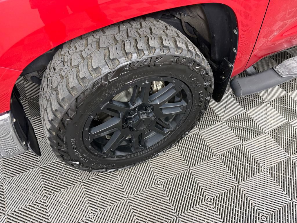Used 2018 Toyota Tundra SR5 w/ SR5 Upgrade Package RWD image 9