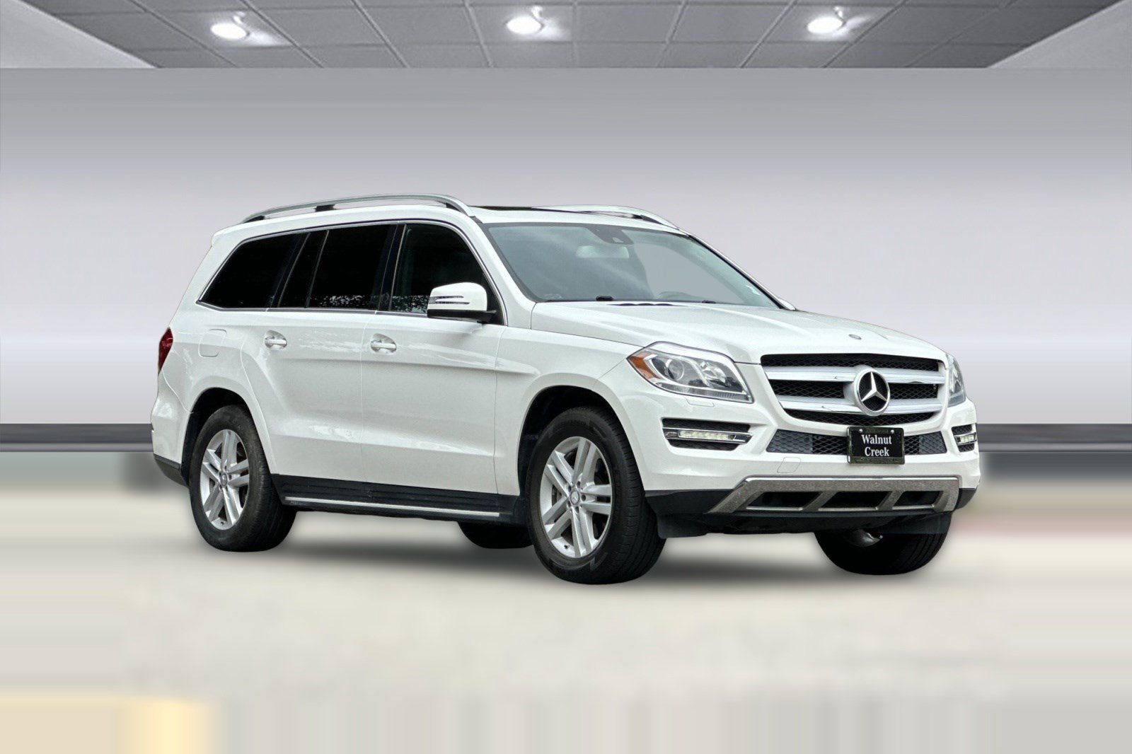 Used 2015 Mercedes-Benz GL 450 4MATIC image 7