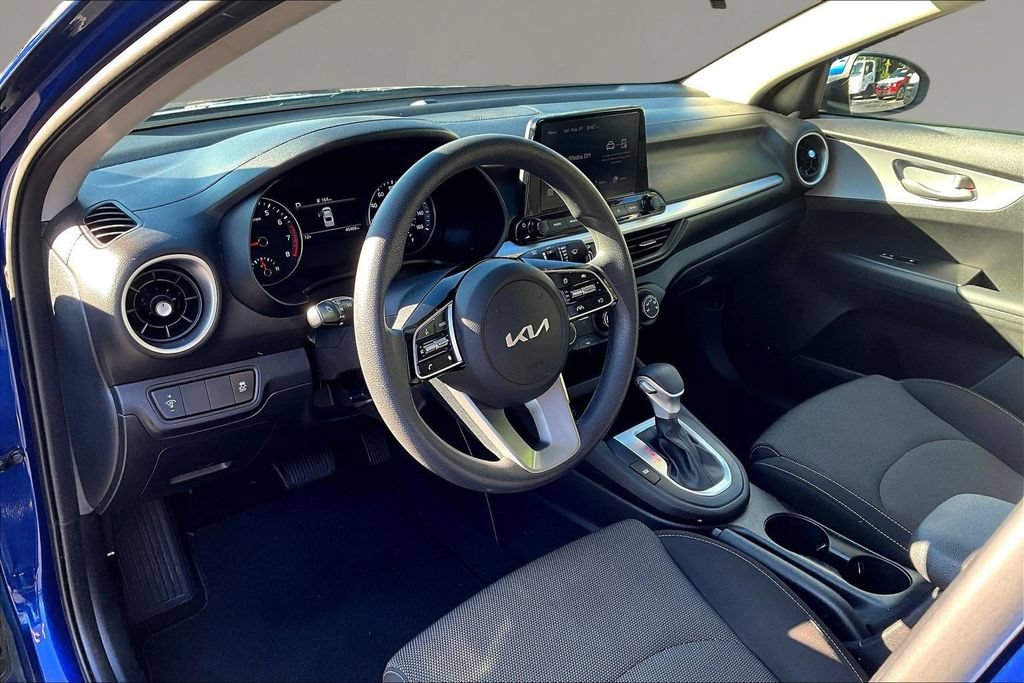 Used 2023 Kia Forte LXS FWD image 13