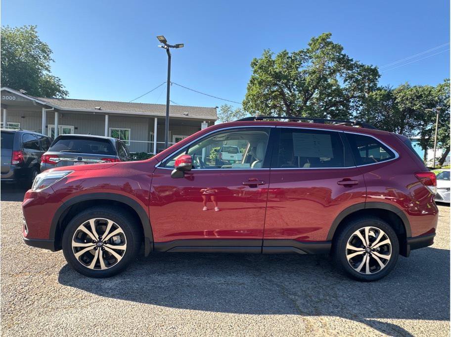Used 2020 Subaru Forester Limited w/ Popular Package #3 AWD/4WD image 4