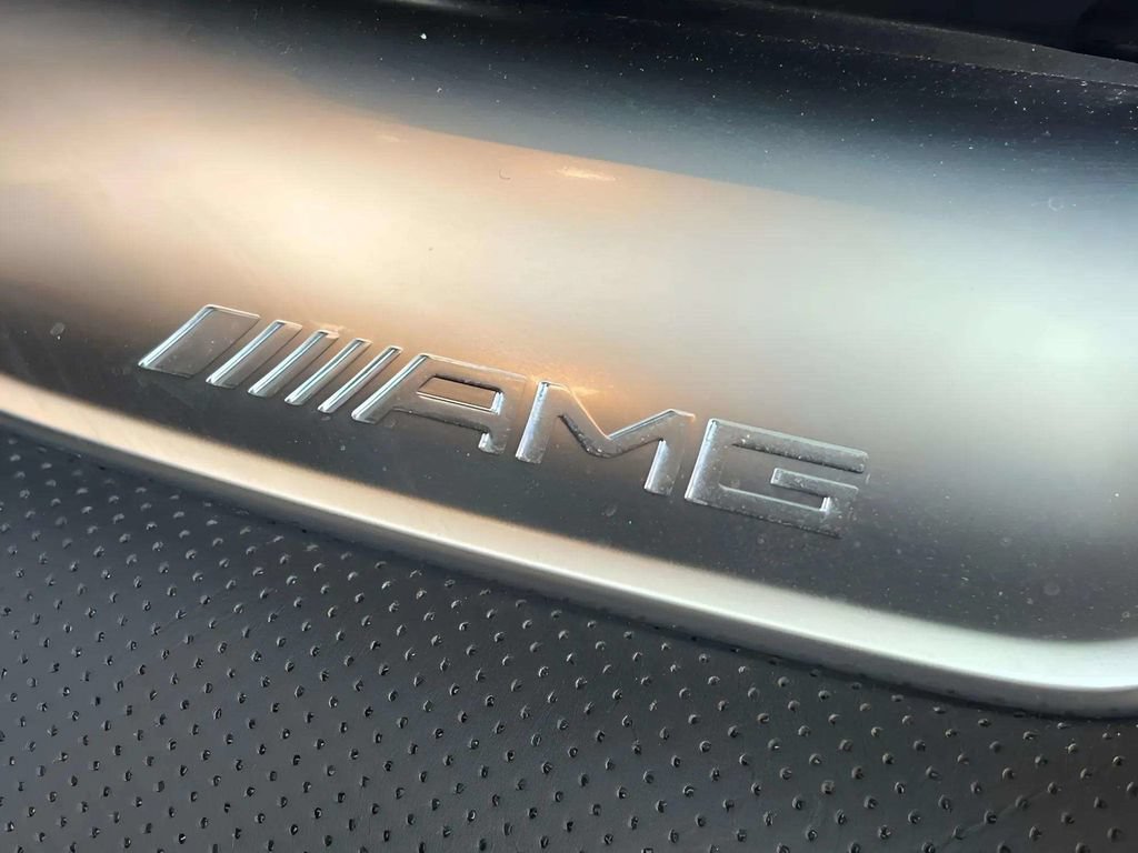 Used 2022 Mercedes-Benz SL 63 AMG 4MATIC image 28