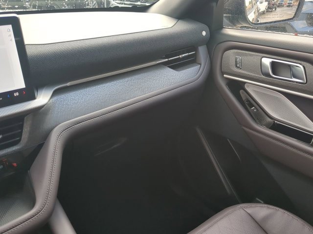 New 2026 Ford Explorer Platinum RWD image 18