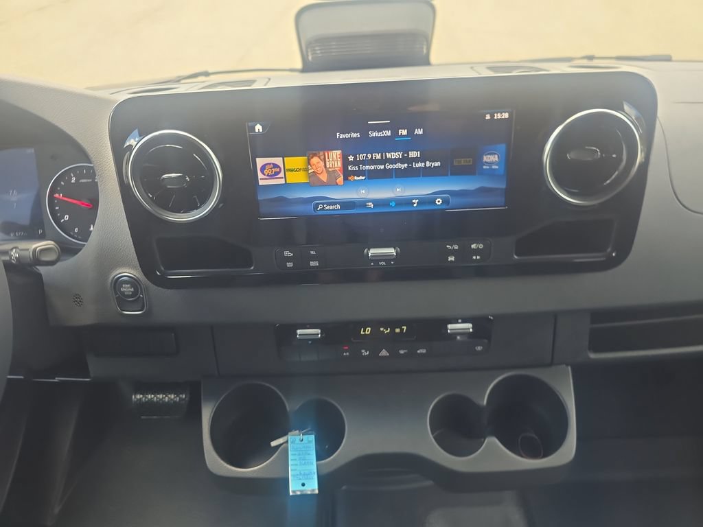 New 2026 Mercedes-Benz Sprinter 2500 image 18