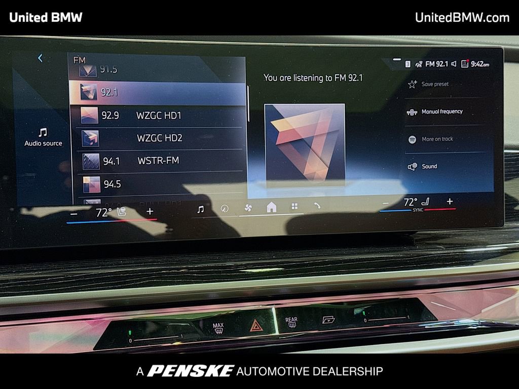 New 2026 BMW 740i w/ Premium Package RWD image 8