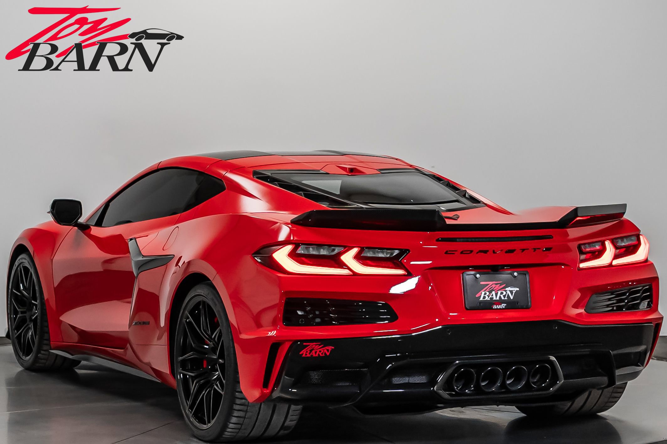 Used 2024 Chevrolet Corvette Z06 w/ Stealth Interior Trim Package image 11