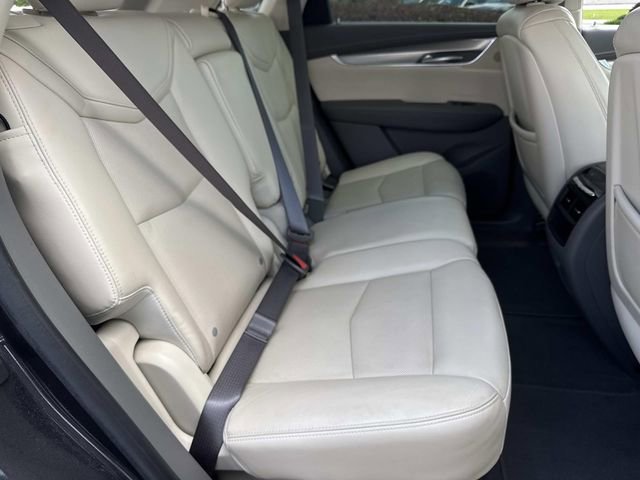 Used 2018 Cadillac XT5 Premium Luxury FWD image 9