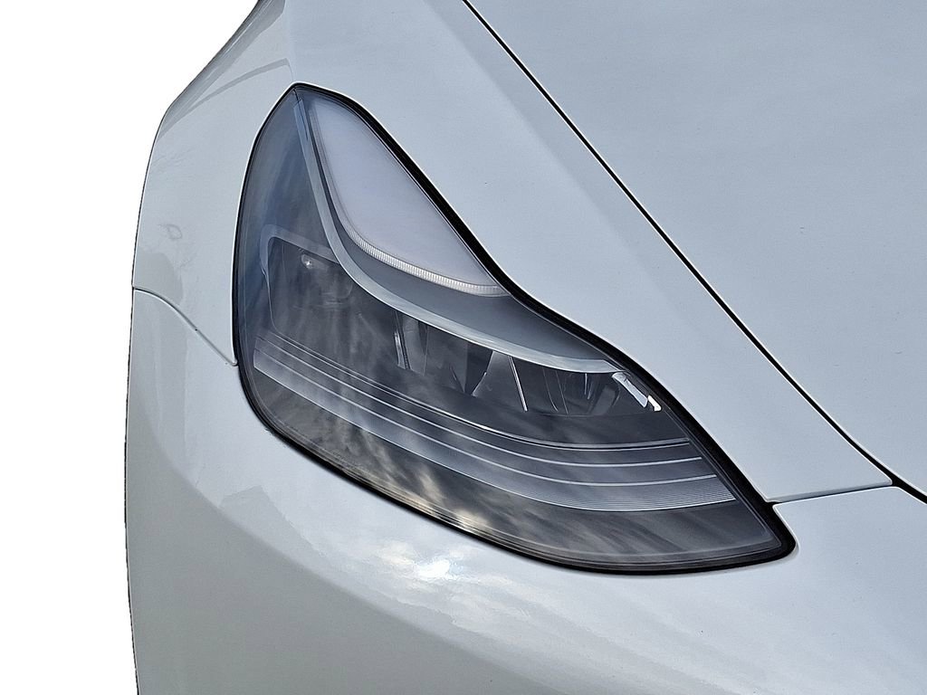 Used 2021 Tesla Model 3 Standard Range Plus image 10