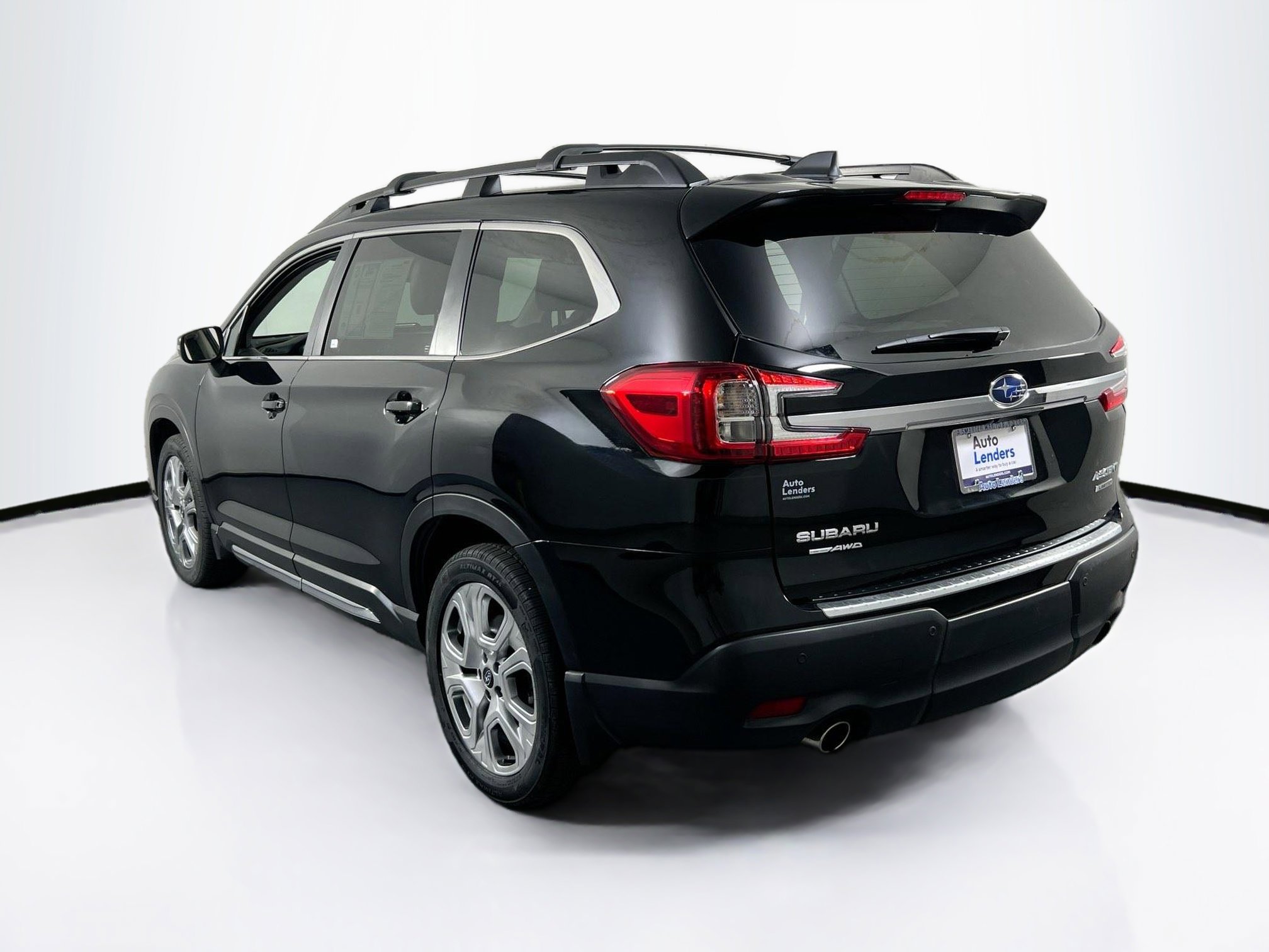 Used 2023 Subaru Ascent Limited image 7