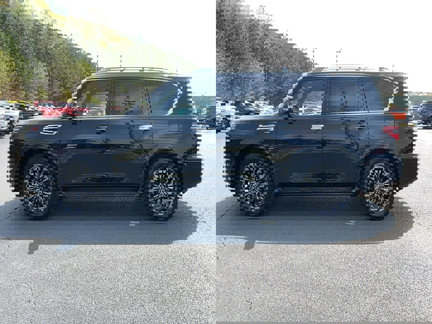 Used 2023 Nissan Armada Platinum w/ Captain's Chairs Package image 8