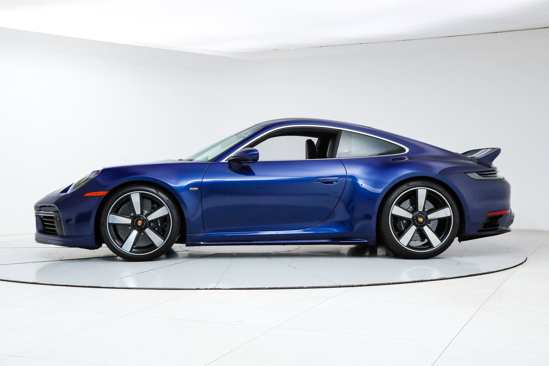 Used 2023 Porsche 911 Sport Classic image 2