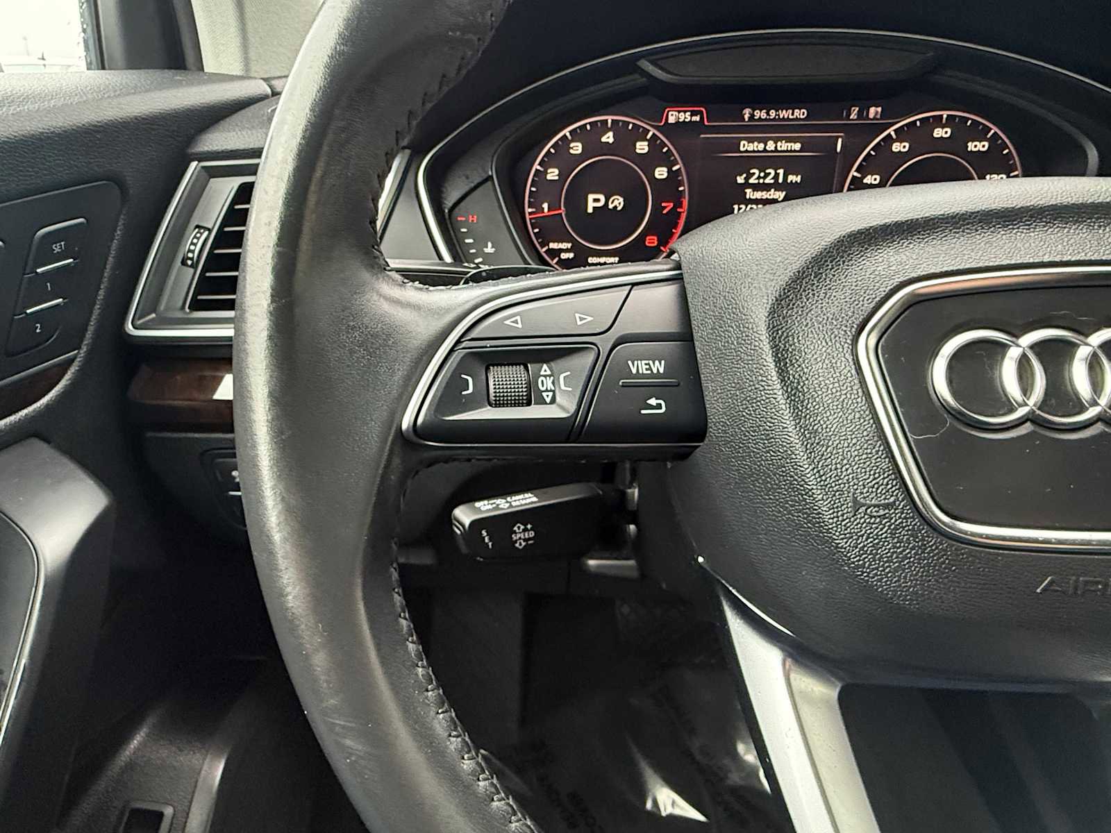 Used 2019 Audi Q5 2.0T Premium Plus w/ Premium Plus Package image 22