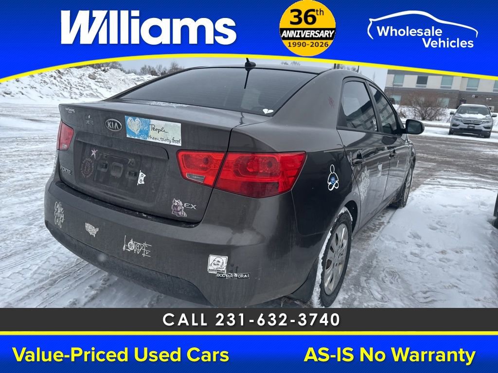 Used 2012 Kia Forte EX image 11