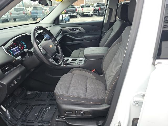 Used 2021 Chevrolet Traverse LT image 33