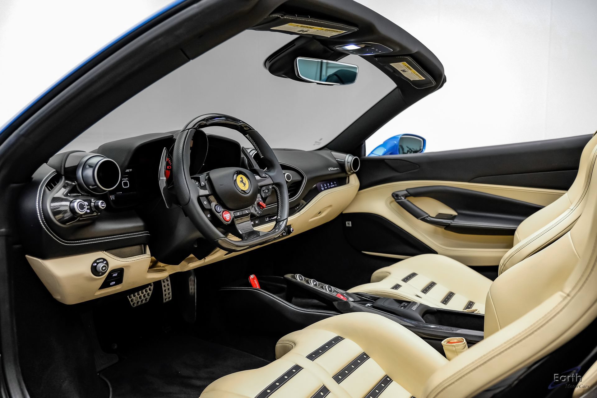 Used 2023 Ferrari F8 Tributo RWD image 3