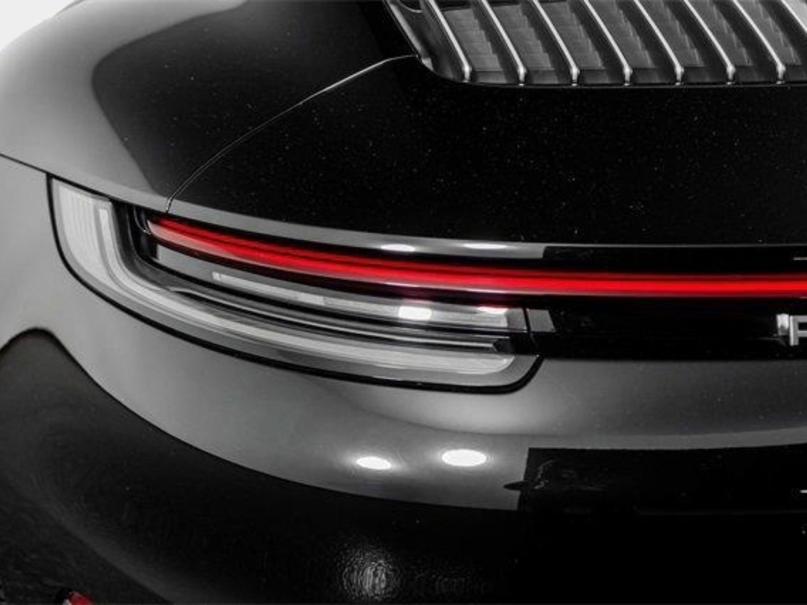 Used 2024 Porsche 911 Carrera 4 GTS AWD/4WD image 32