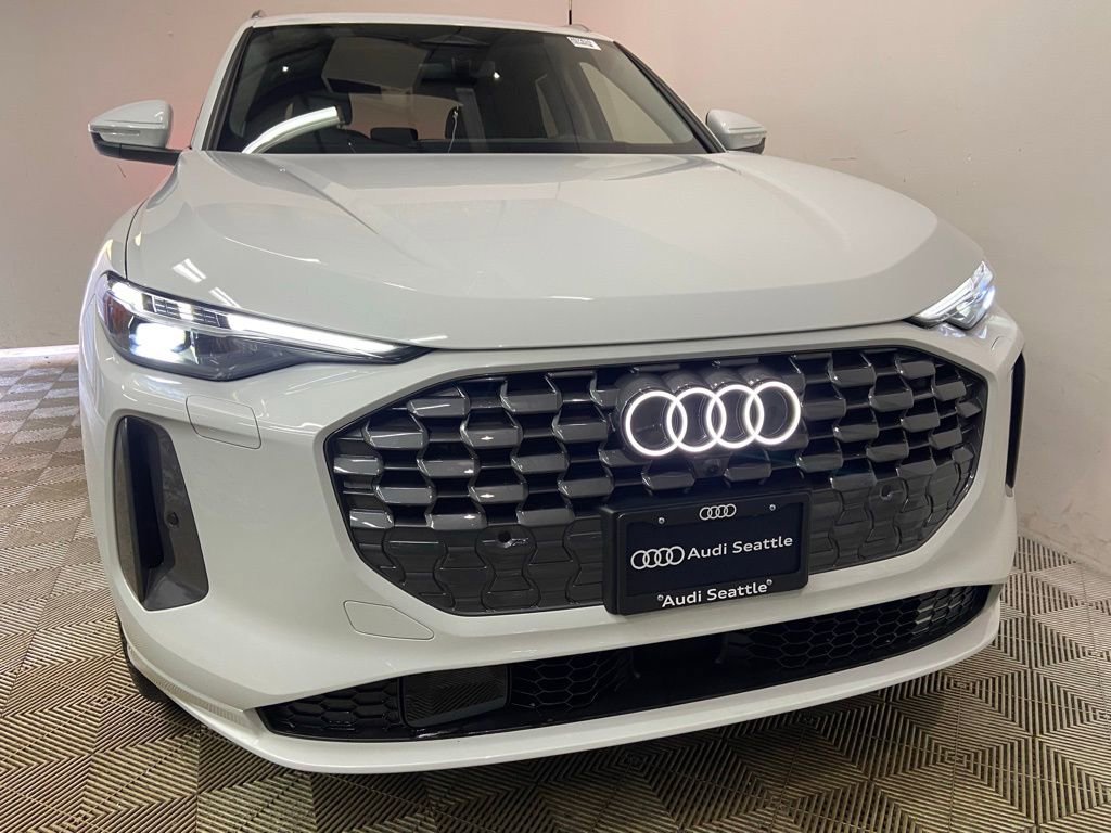 New 2025 Audi Q5 Premium Plus image 2