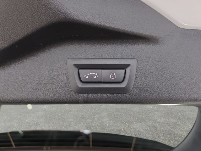 Certified 2026 BMW X5 xDrive40i w/ Climate Comfort Package image 33