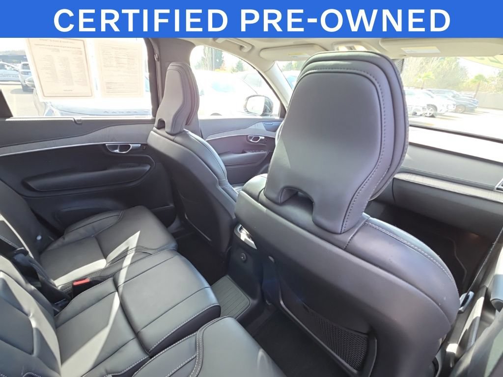 Certified 2025 Volvo XC90 T8 Ultra w/ Protection Package Premier AWD/4WD image 8