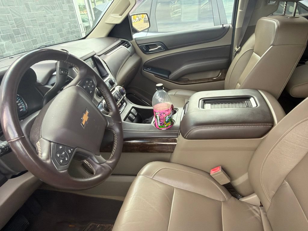 Used 2017 Chevrolet Tahoe LT w/ Luxury Package AWD/4WD image 9