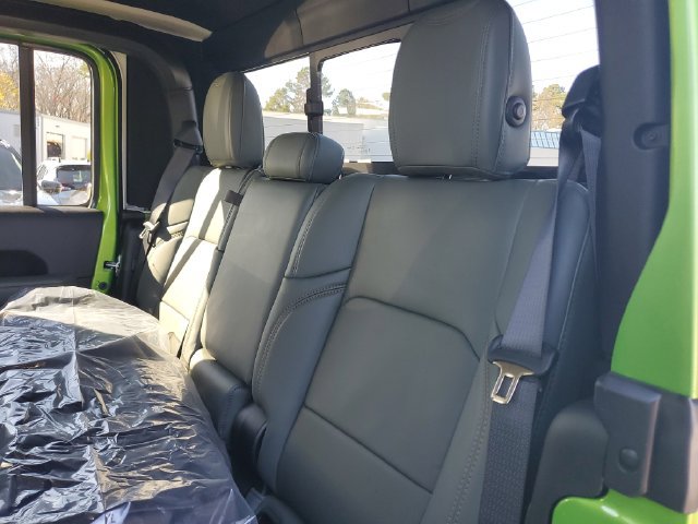 New 2026 Jeep Gladiator Mojave AWD/4WD image 16