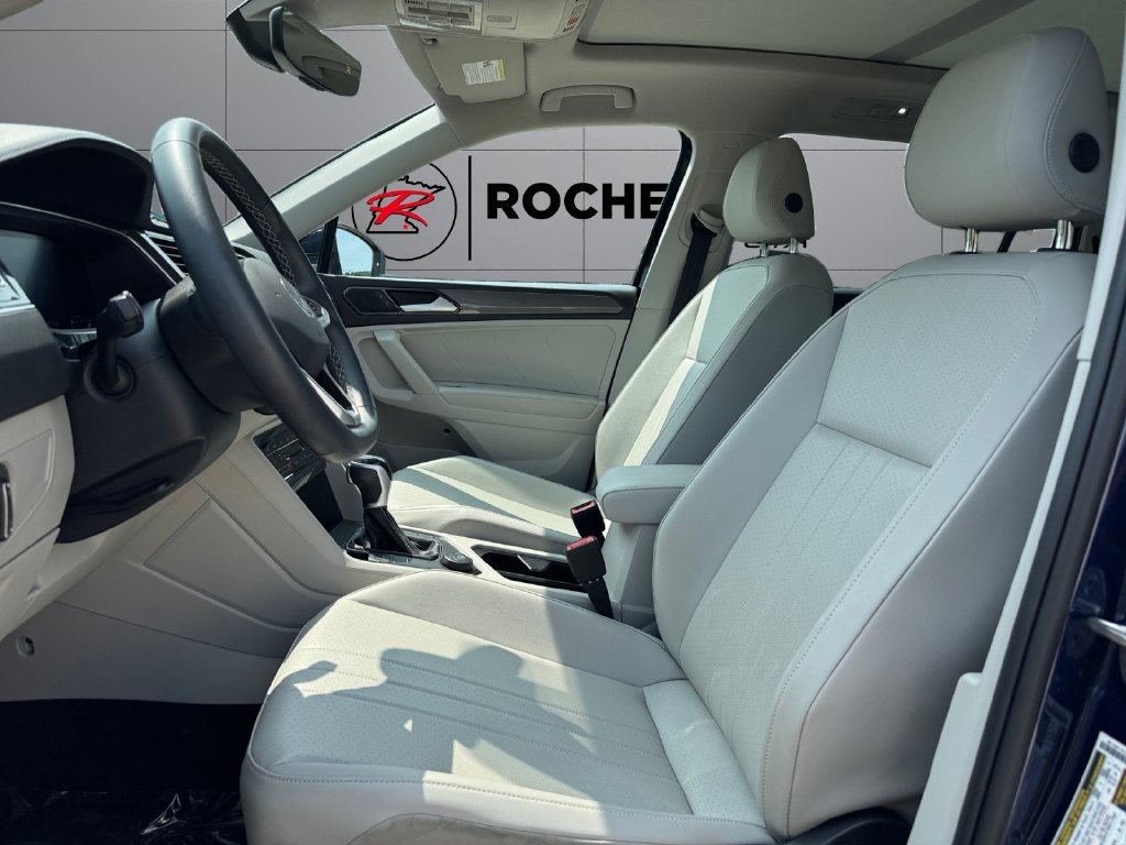 Used 2022 Volkswagen Tiguan SE AWD/4WD image 10