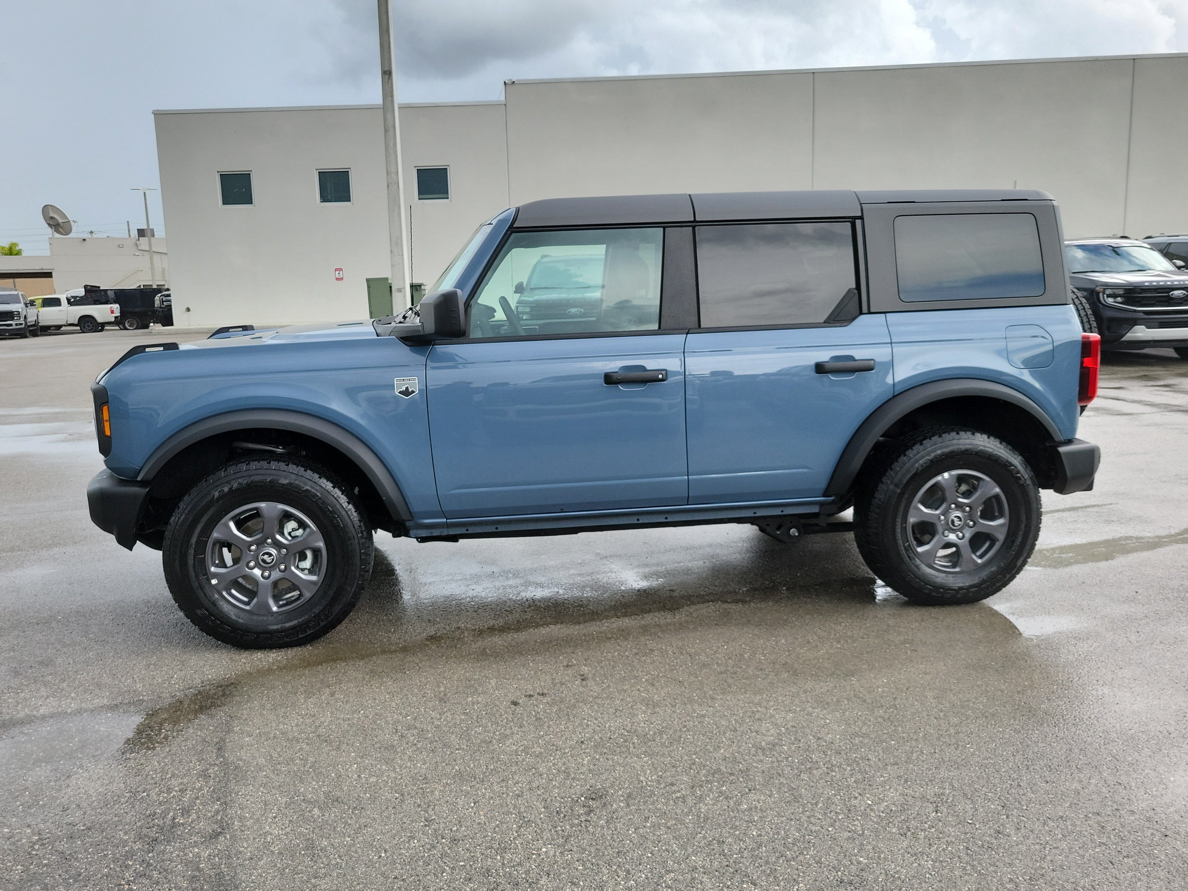 Used 2025 Ford Bronco Big Bend AWD/4WD image 8