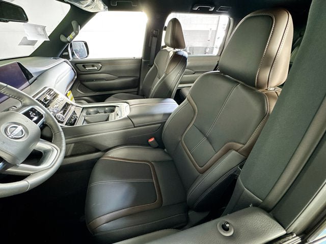 New 2026 Nissan Armada SL w/ Captain's Chari Seat Package AWD/4WD image 18