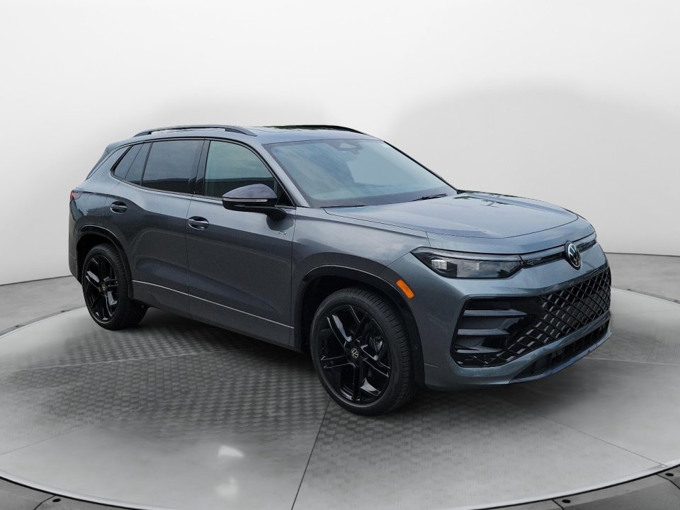 New 2026 Volkswagen Tiguan SE R-Line