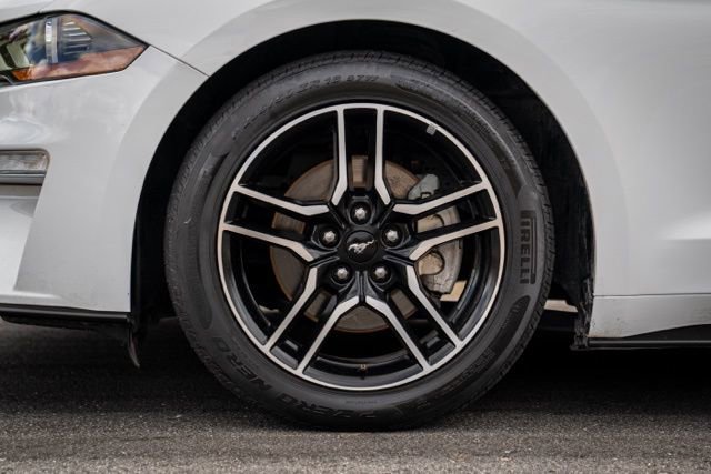 Used 2018 Ford Mustang Premium RWD image 12