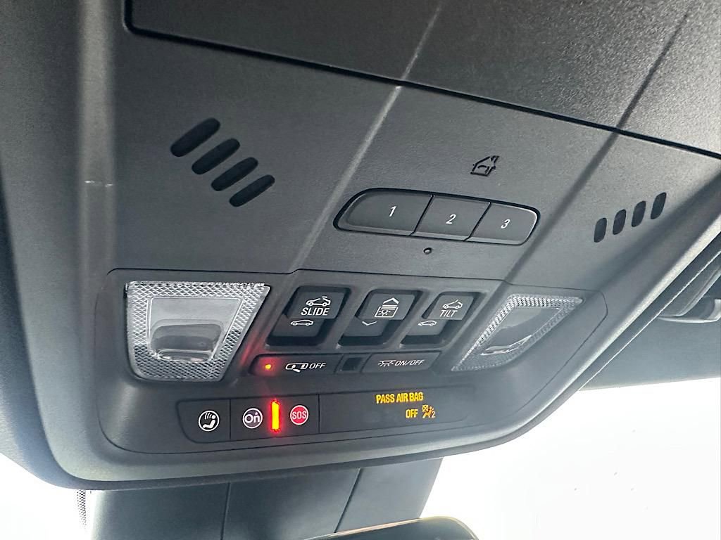 New 2025 Cadillac XT4 Premium Luxury image 24