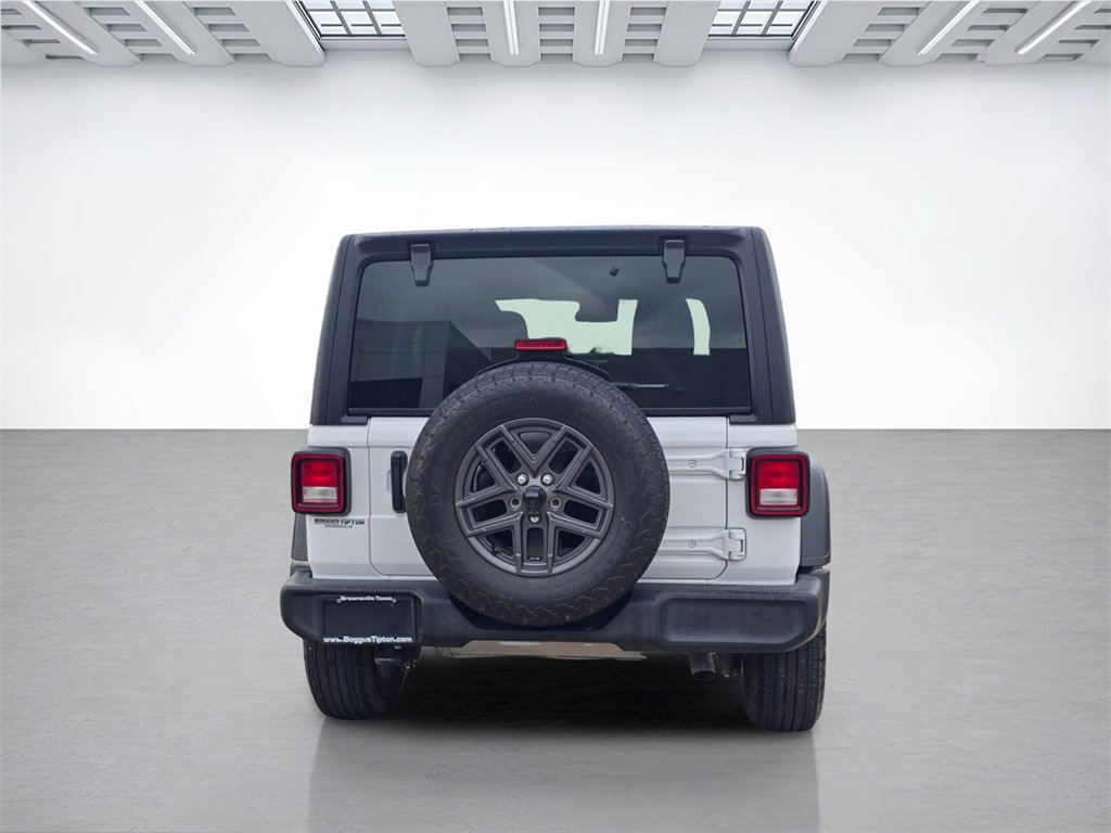 Used 2024 Jeep Wrangler Sport S image 4