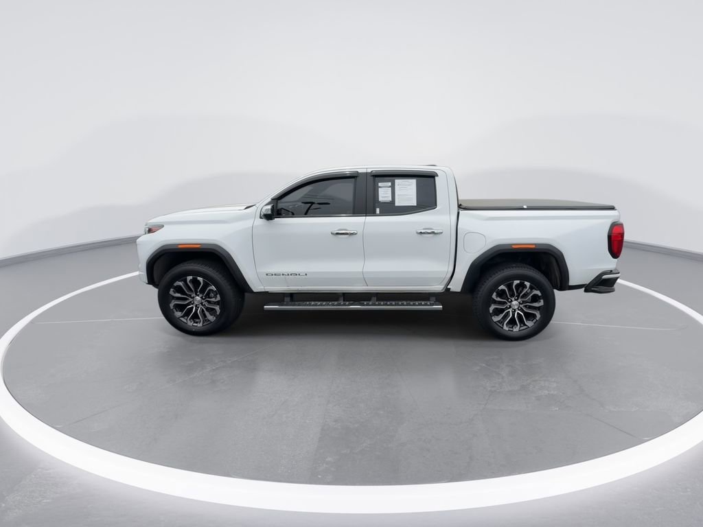 Used 2024 GMC Canyon Denali AWD/4WD image 5