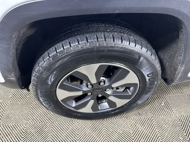 Used 2022 Jeep Grand Cherokee Limited 4xe w/ Luxury Tech Group II image 10