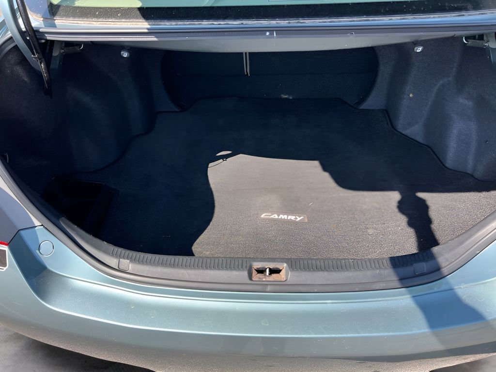 Used 2009 Toyota Camry SE FWD image 13