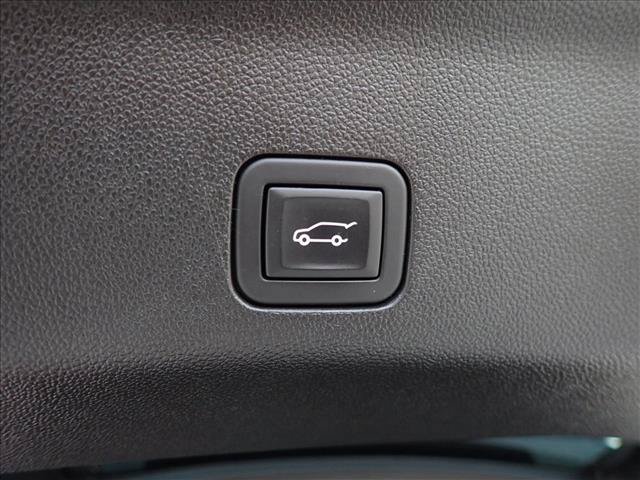 Used 2023 Chevrolet Tahoe High Country AWD/4WD image 9