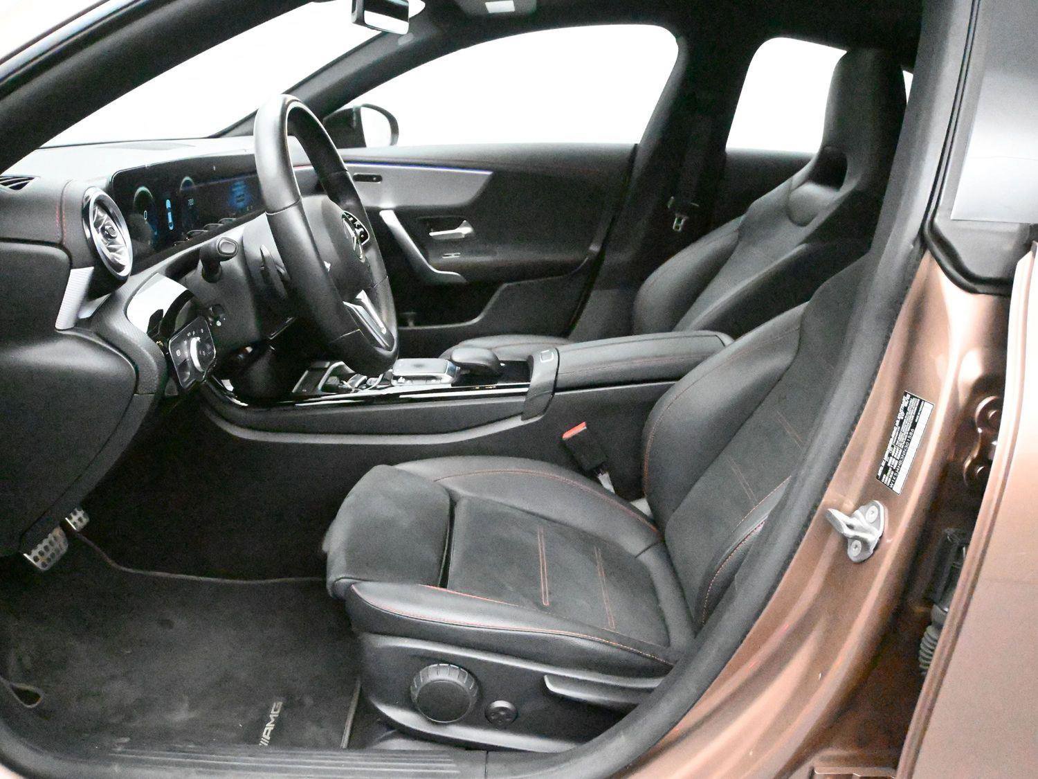 Used 2022 Mercedes-Benz CLA 250 4MATIC image 10