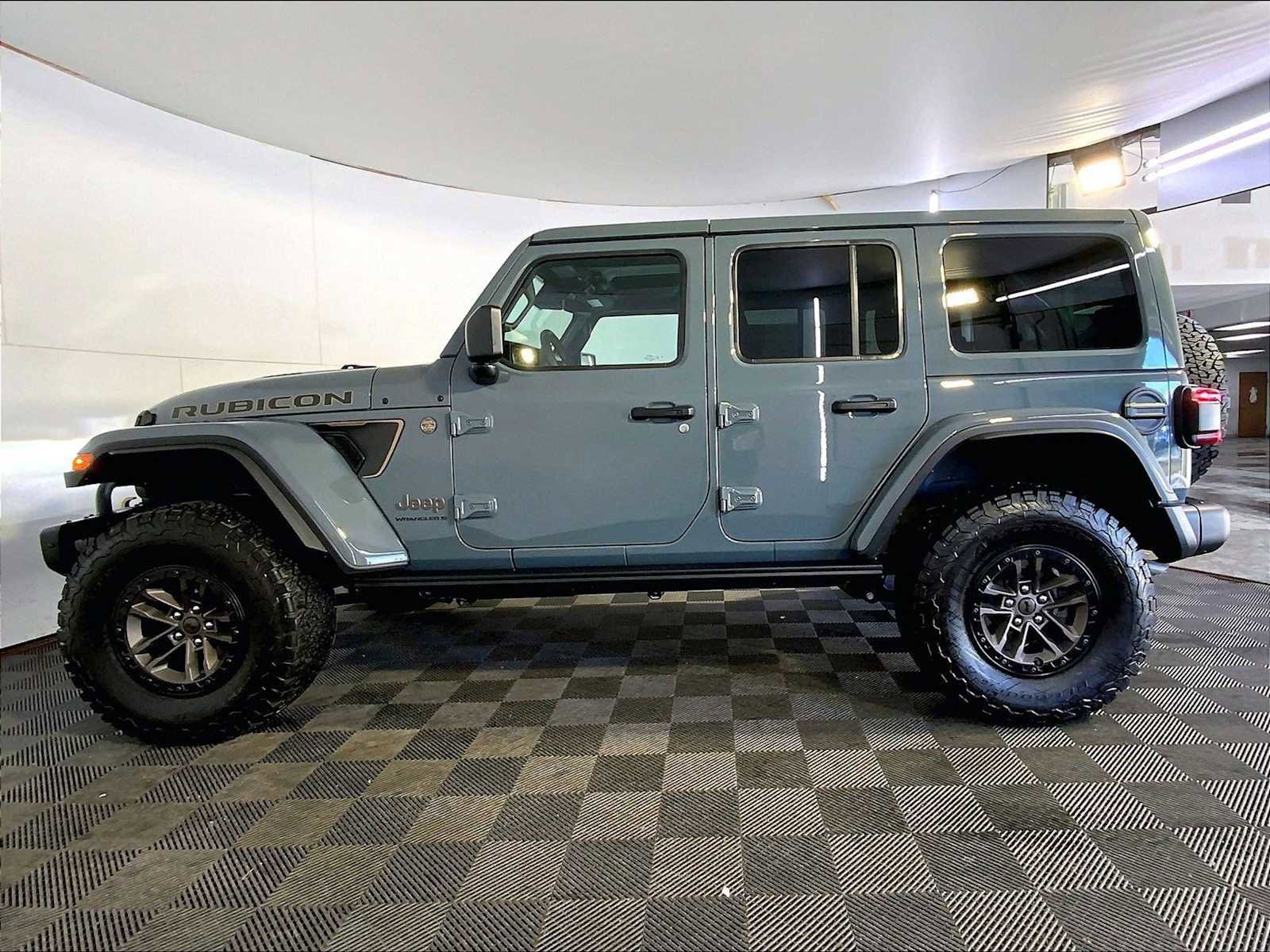 Used 2024 Jeep Wrangler Unlimited Rubicon 392 image 2