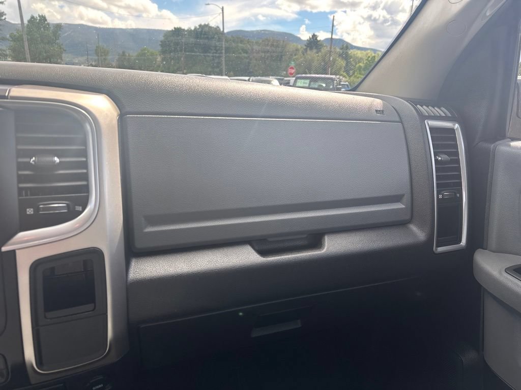 Used 2018 RAM 3500 SLT w/ Protection Group AWD/4WD image 14